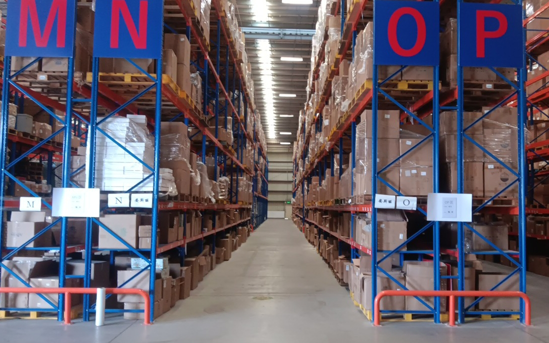 上海浦东电商仓储致敬仓储匠心，，，，，，，，荣休服务范例 庆幸退休|